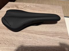 Nove sedlo Bontrager Arvada