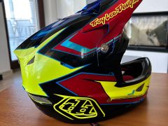 Troy Lee Design D3