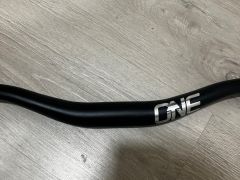 Řídítka OneUp Alloy - 760 mm