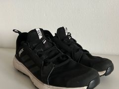 Tenisky Adidas Terre