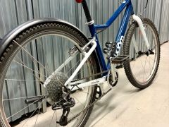 Woom 5 - model 2024