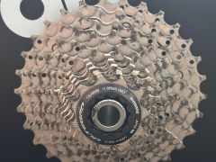 Wahoo Kickr Core Smart cyklotrenažér s kazetou Shimano alebo Sram, podložka