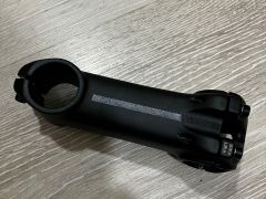 Nový představec Giant Contact 100 mm