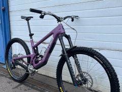 Santa Cruz Megatower C V2 + EXT Storia + příslušenství