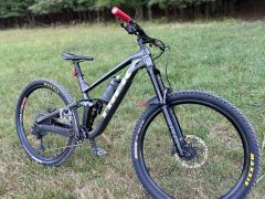Trek Slash 8