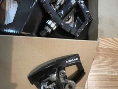 Force MTB Score, modré č.44 (nové)+pedále