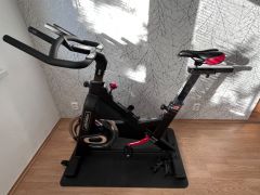 Life Fitness Cyklotrenažér ICG IC1