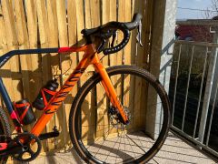 Canyon Inflite CF SL 6