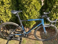 Predané Cestný bicykel Isaac Boson Disc Satin BlueGold 2023 Carbon M