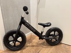 Ultraľahké Odrážadlo Cruzee 12