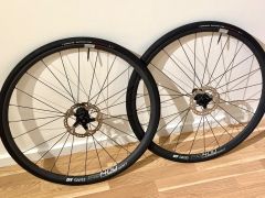 DT Swiss ER 1400 Dicut db 21 - TOP hliníkový Endurance set | 1493 g