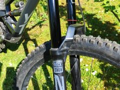 Predám celoodpruženy bicykel YT