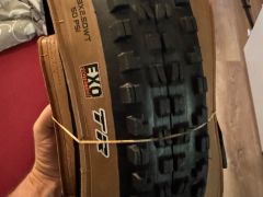 Maxxis minion DHR EXO TR a DHF EXO TR
