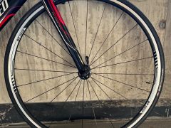 Predám v dobrom stave servisovaný aerodynamický bicykel Specialized Shiv Elit