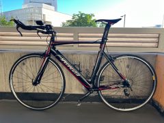 Predám v dobrom stave servisovaný aerodynamický bicykel Specialized Shiv Elit
