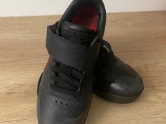 Five TEN Hellcat Pro