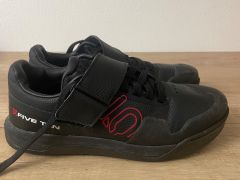 Five TEN Hellcat Pro