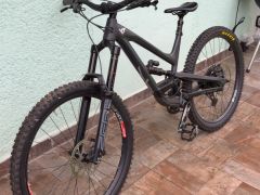 Celoodpruženy bicykel YT