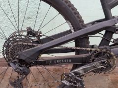 Celoodpruženy bicykel YT