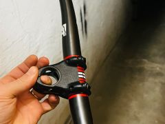 Carbon raceface sixC 785