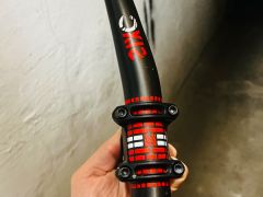 Carbon raceface sixC 785