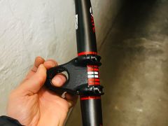 Carbon raceface sixC 785