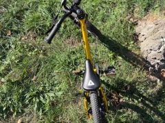 Rascal 16 Gold ľahký detský bicykel