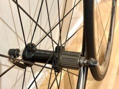 Shimano Dura-Ace Wh-9000 C35 kolesá / 1360 g / 2000 eur