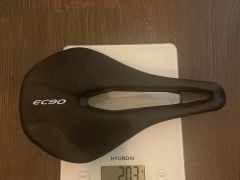 Sedlo Ec90 203g