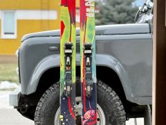 Deep powder Armada ARG ski freeride