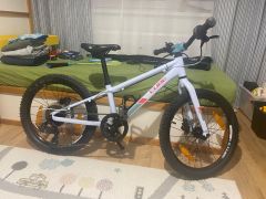 Predám Cube Acid 200 Disc