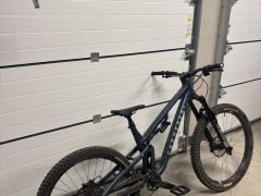 Predám Commencal Meta V5 SX Race