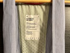 Isadore Alternative Bib - M