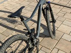 Predám trailový bike Giant