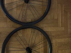 Koła karbon  Pertual Sharp 36/41 mm center lock szprychy karbonowe