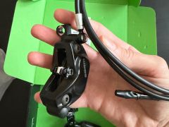 Sram Code R + kotouče 220/203