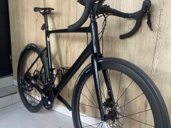 Cestný bicykel 58 Cannondale Caad13