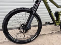 Radon Jab 9.0 Celokarbón