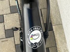 Bianchi freccia celeste