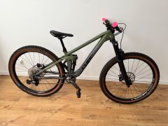 Cube stereo 140 HPC Rookie