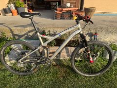 Bicykel Specialized Stumpjumper Pro kolesá 27,5 rám L prevody XT Deore