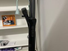 SR Suntour vzduch 130mm