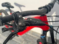 YT Capra CF Pro Race