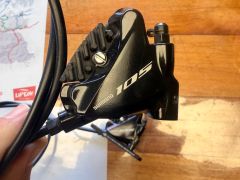 Shimano 105 St-R7020 + Br-R7070 brzdy komplet
