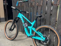 Trek slash 8
