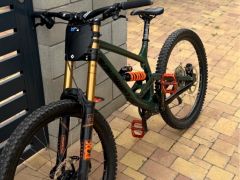 Commencal furious