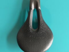 Ginger Prtn 3D sedlo 151 mm, pouze 95 gramů