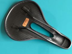 Ginger Prtn 3D sedlo 151 mm, pouze 95 gramů