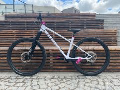 Nový Commencal Meta HT V3
