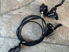 Hope Tech3 E4 cierne